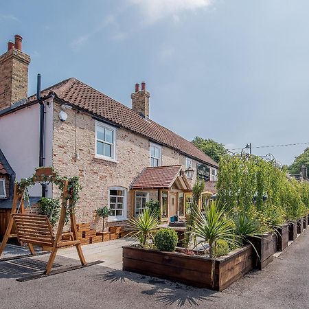 Eves Retreat Villa Wragby ภายนอก รูปภาพ